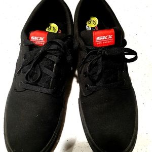Sketchers Air Cooled shoes